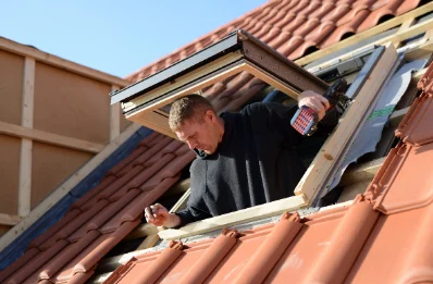 Pose de fenêtres de toit Velux à Douilly